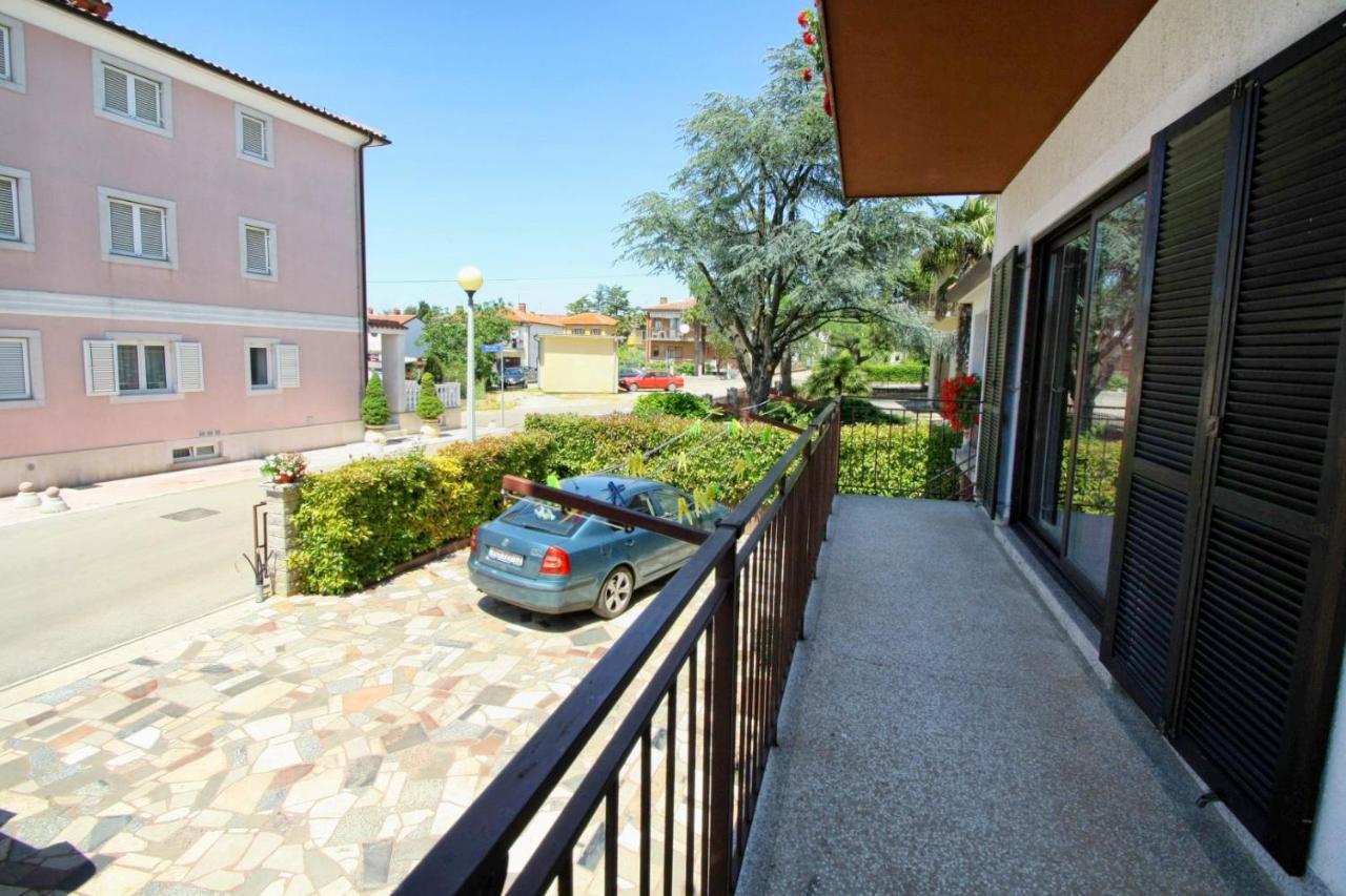 Apartments With A Parking Space Umag - 7666 Ngoại thất bức ảnh