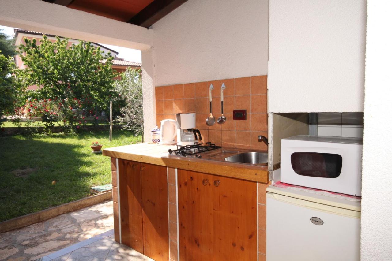 Apartments With A Parking Space Umag - 7666 Ngoại thất bức ảnh