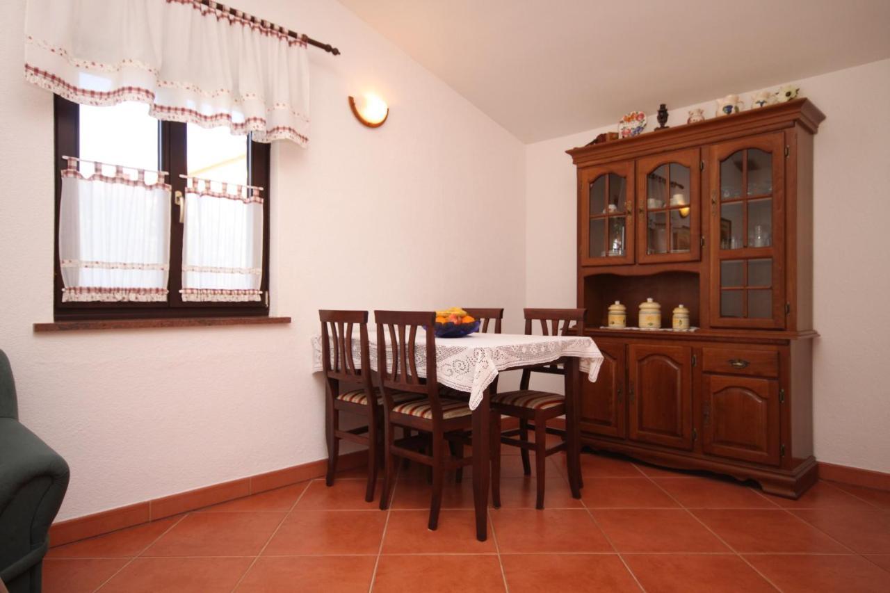 Apartments With A Parking Space Umag - 7666 Ngoại thất bức ảnh