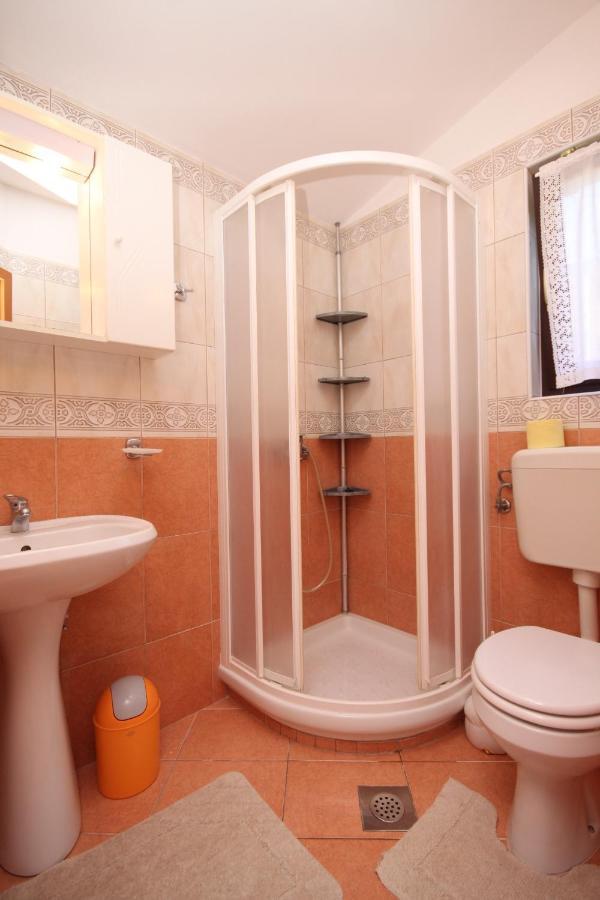 Apartments With A Parking Space Umag - 7666 Ngoại thất bức ảnh
